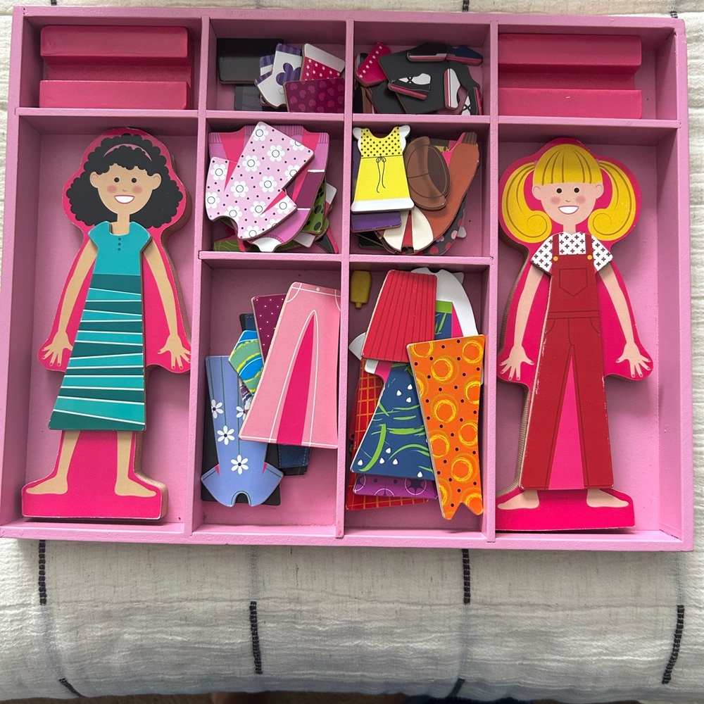 Colorful Magnetic Dress-Up Dolls Set